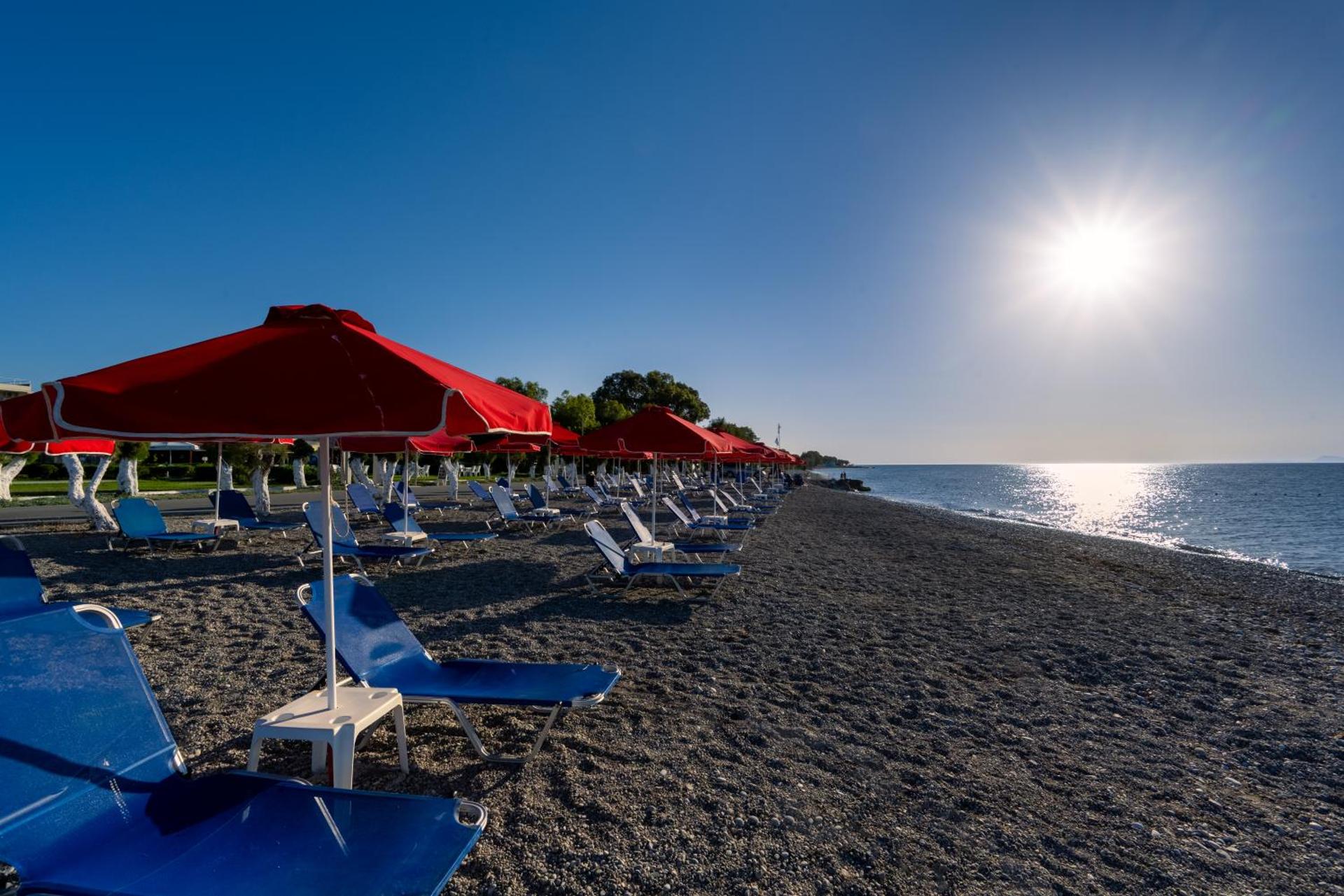 Bayside Hotel Katsaras - Photo 15