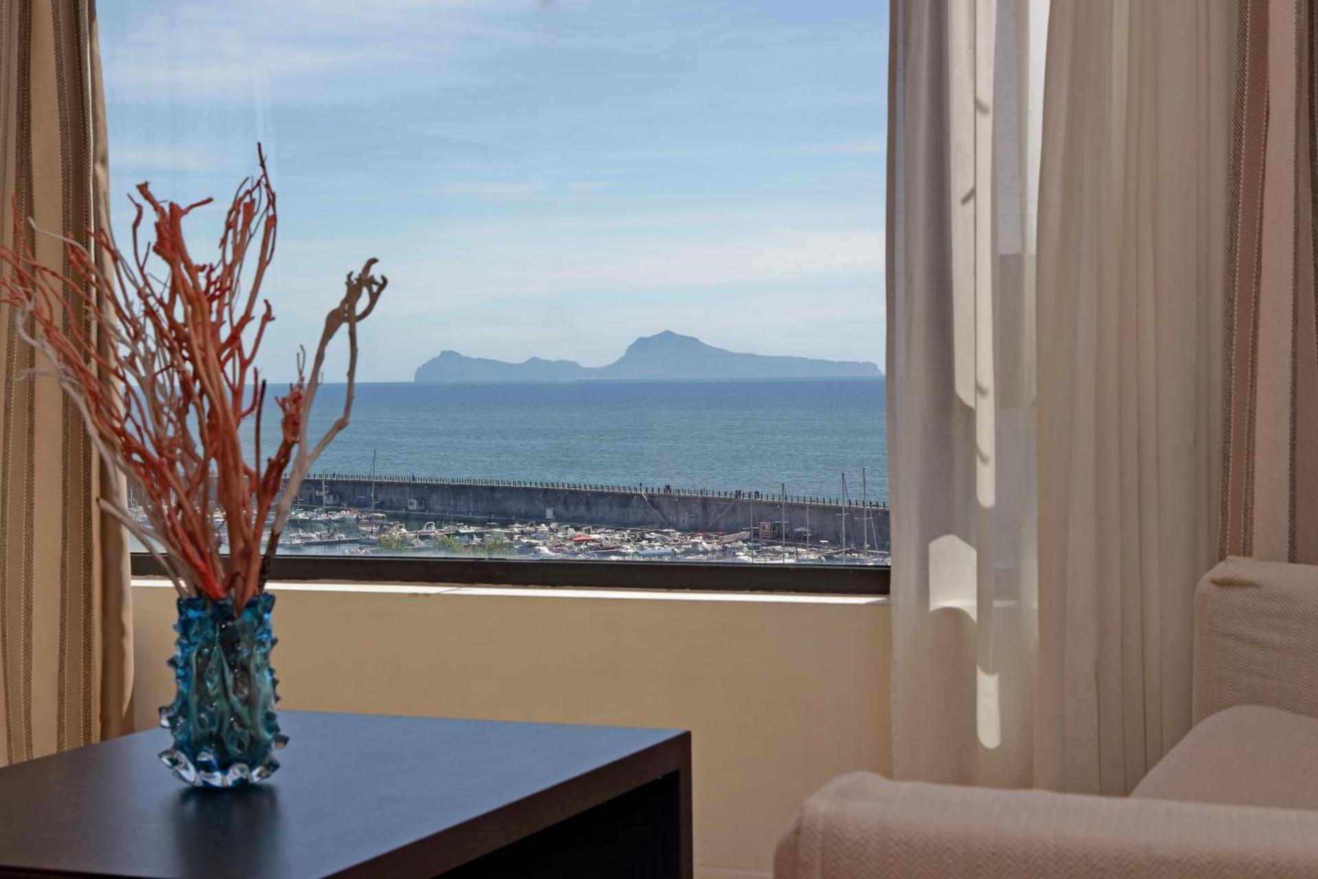 Hotel Poseidon - Photo 145