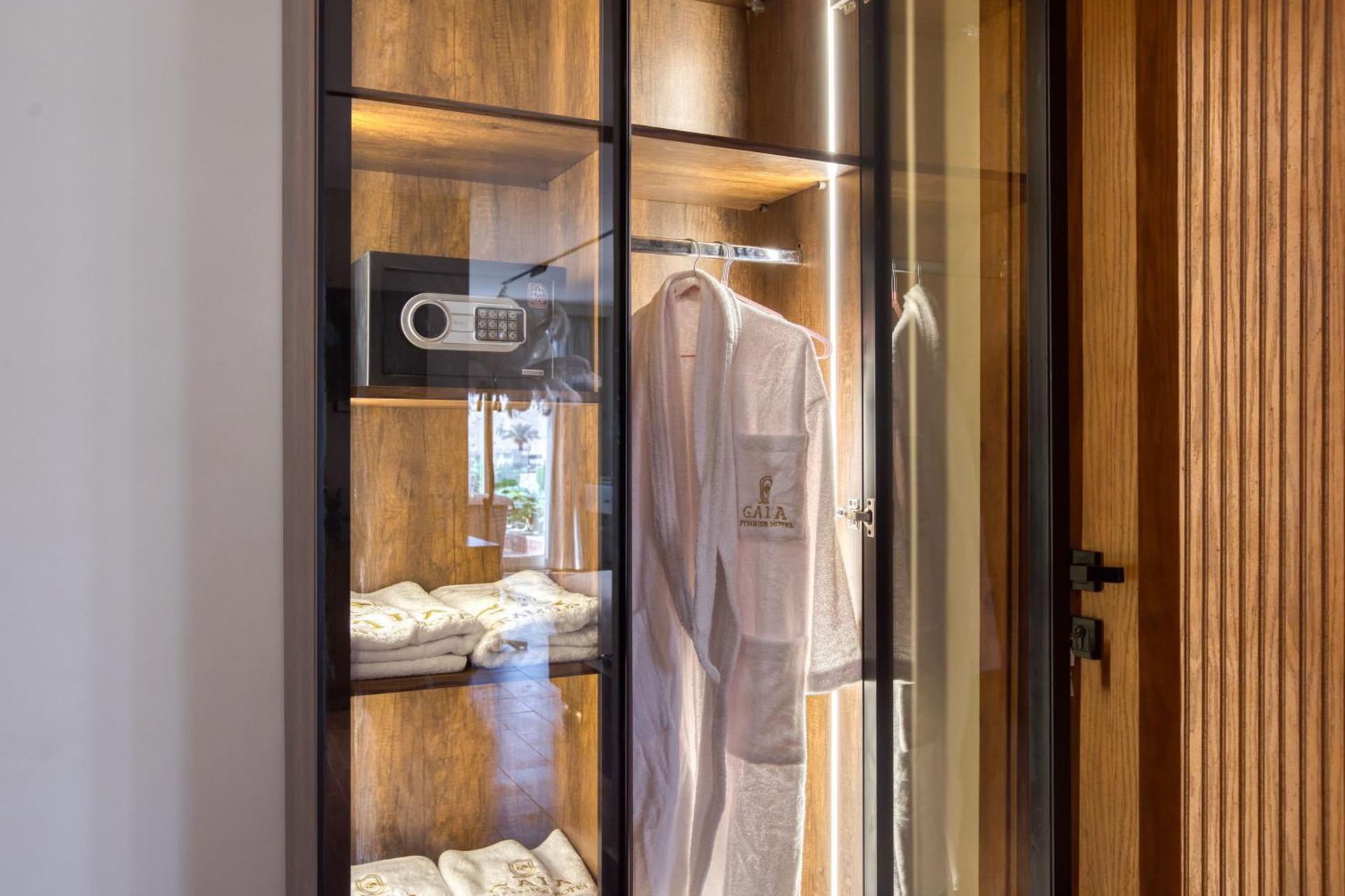 Gaia Pyramids Hotel - Photo 2