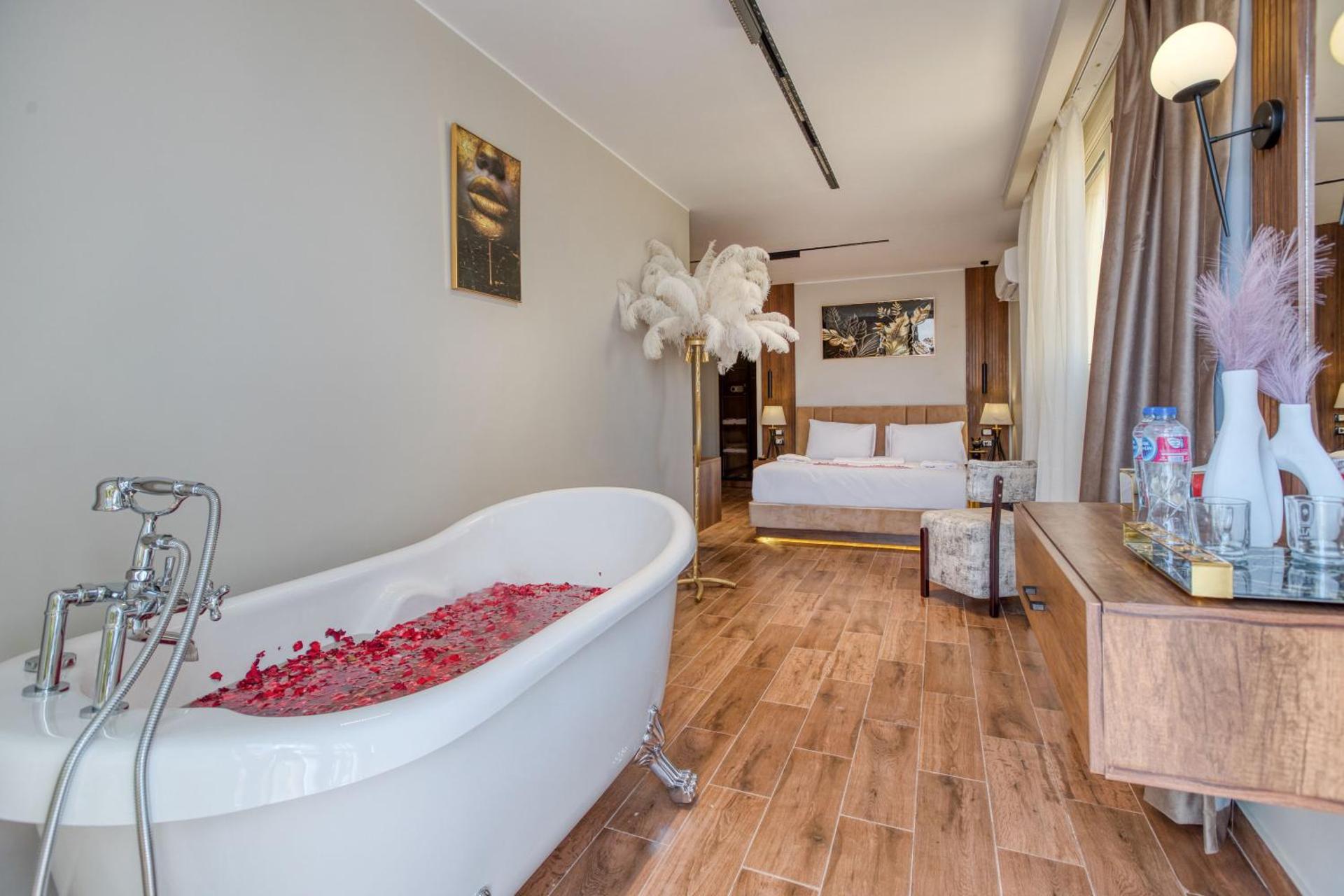 Gaia Pyramids Hotel - Photo 6