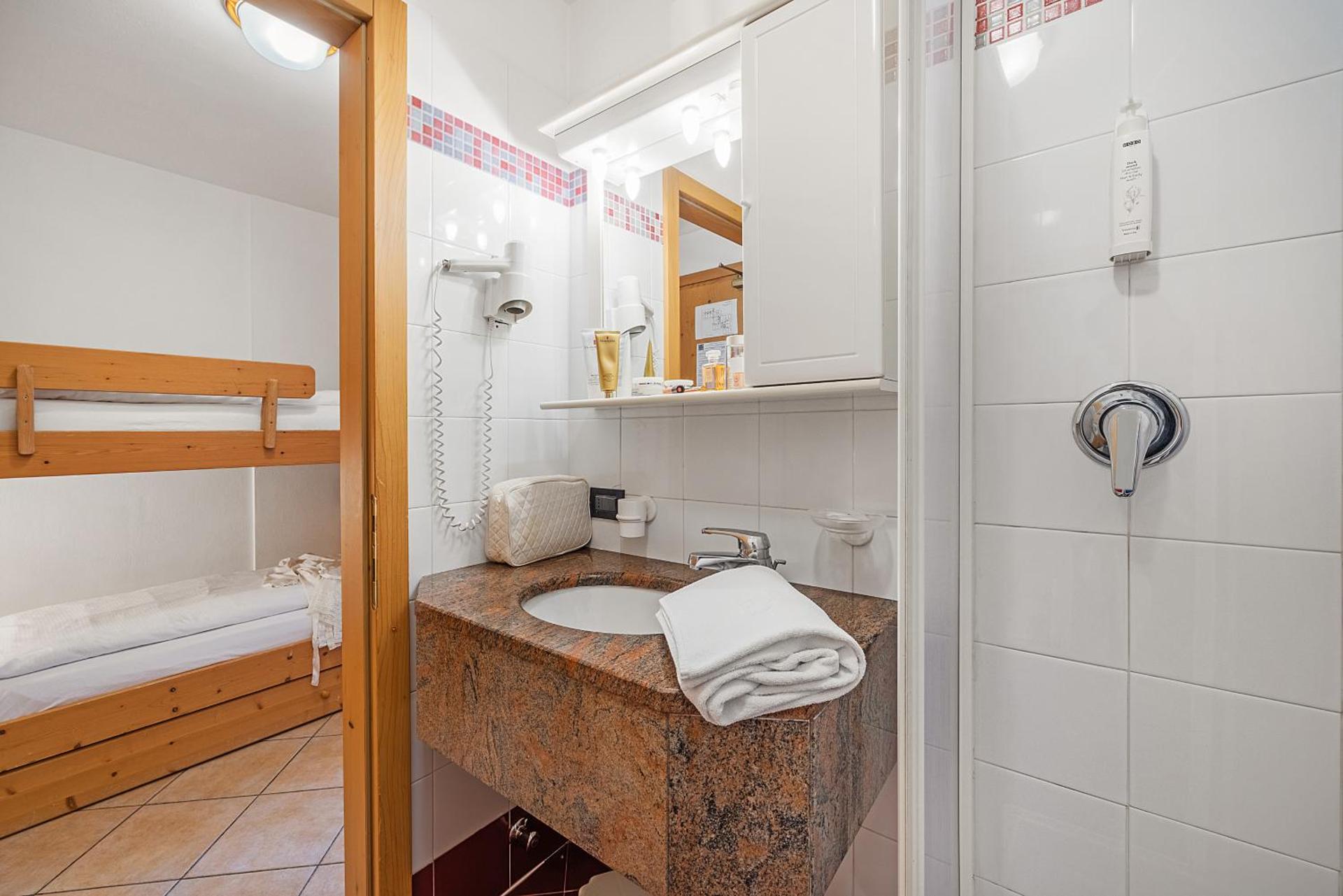 Aparthotel Majestic - Photo 29