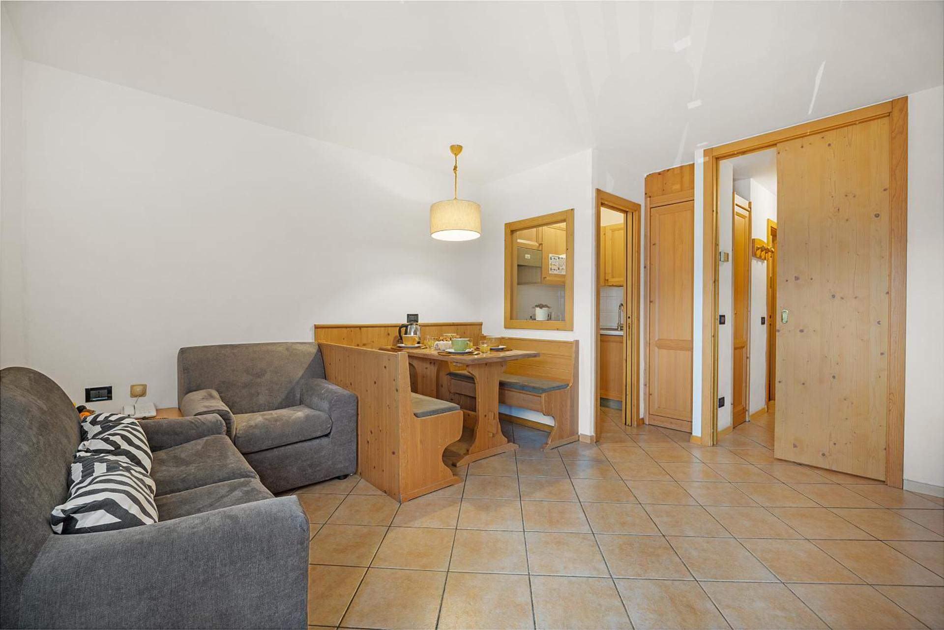 Aparthotel Majestic - Photo 25