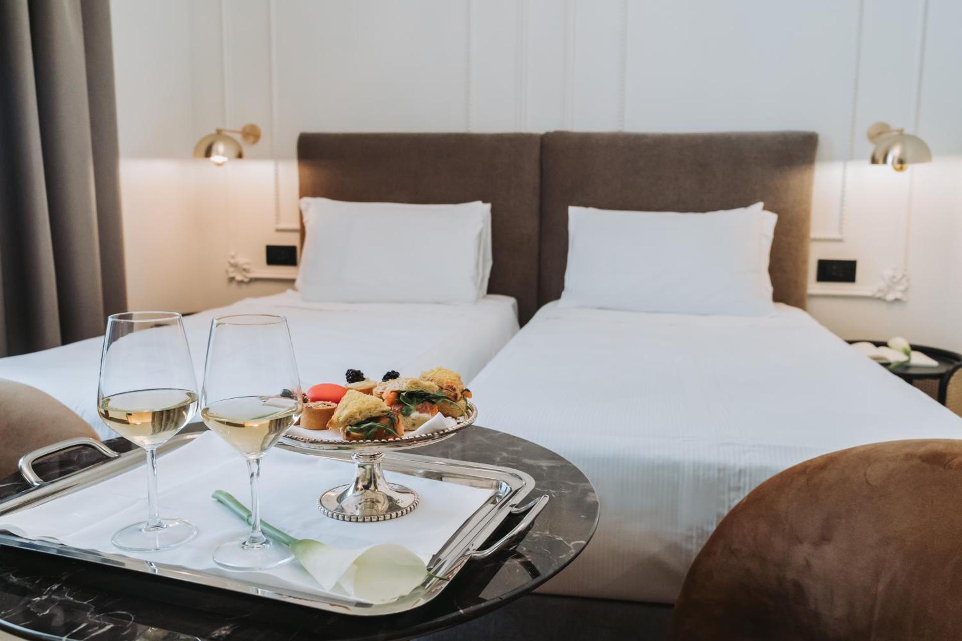 Hotel Continentale - Photo 48