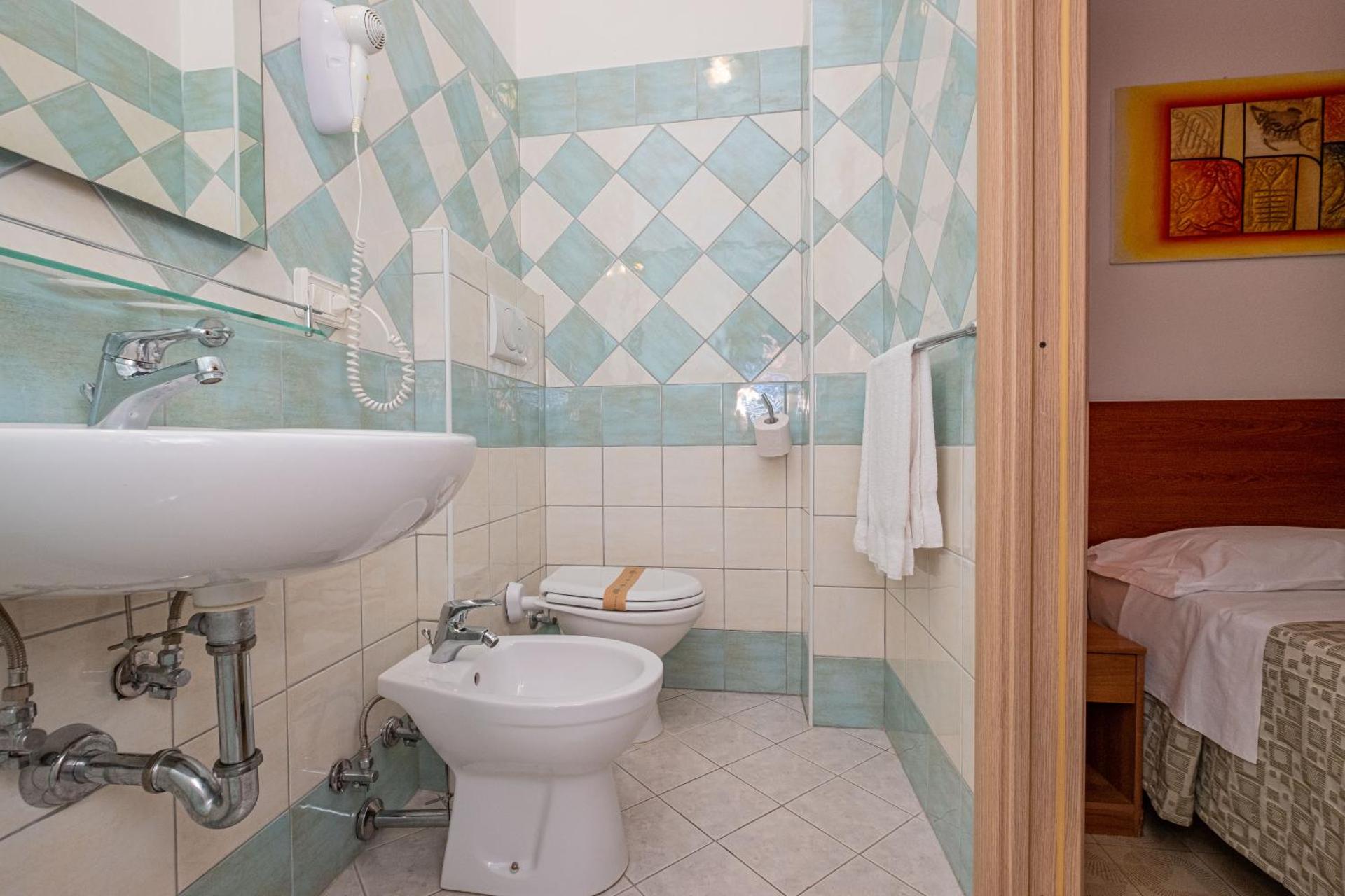 Hotel Il Gabbiano - Photo 34