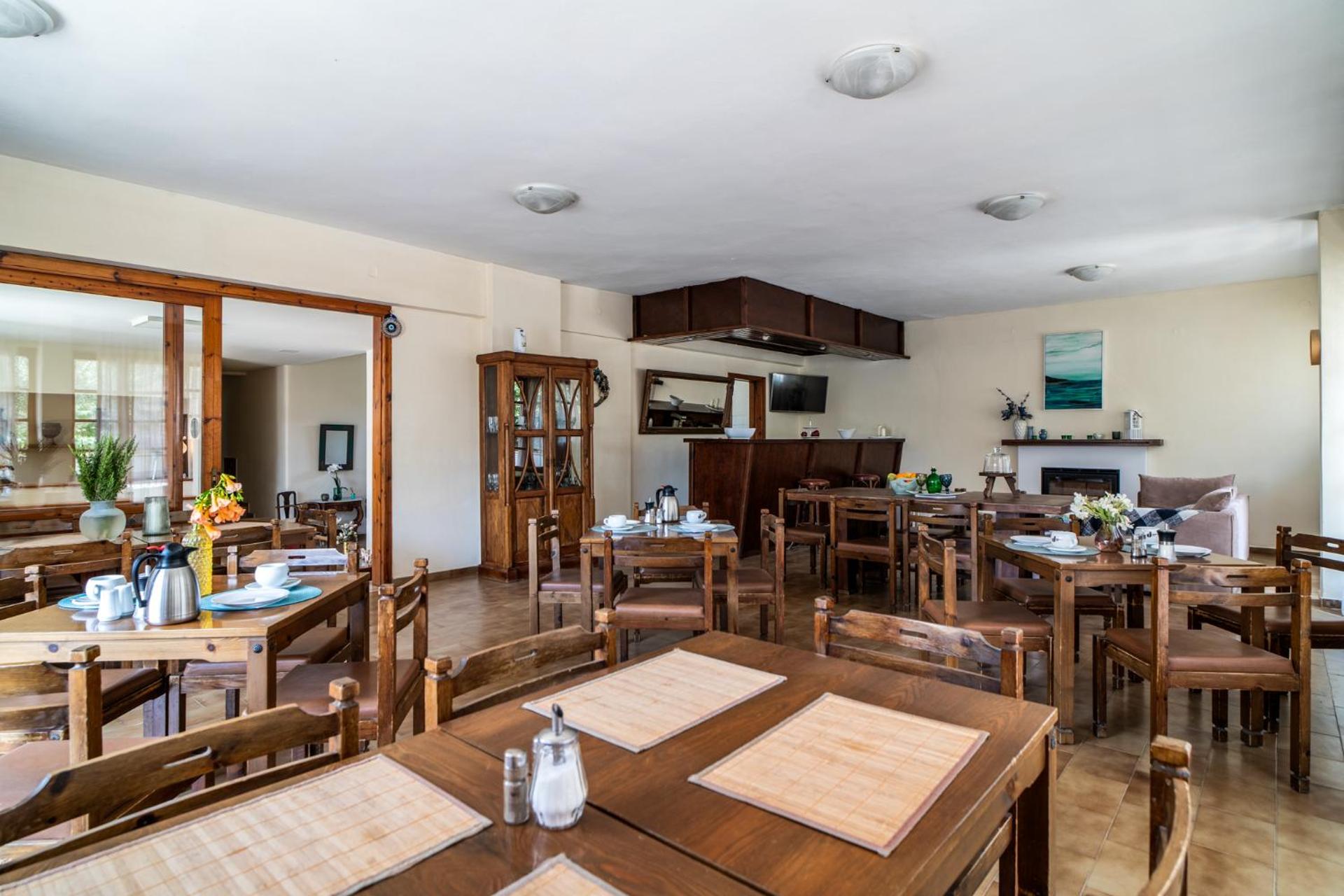 Hotel Hercules - Photo 8