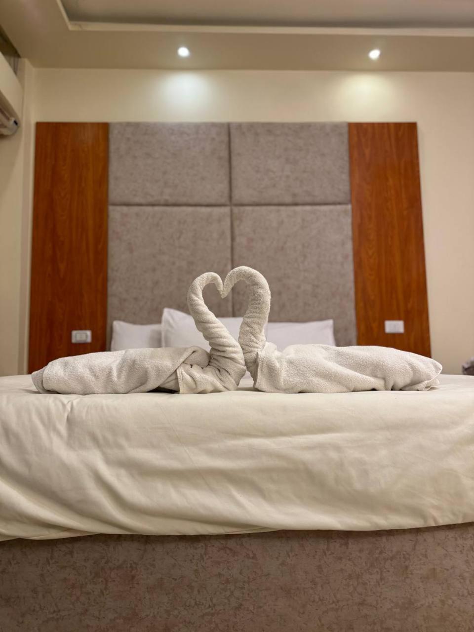 Solima pyramids - Photo 41