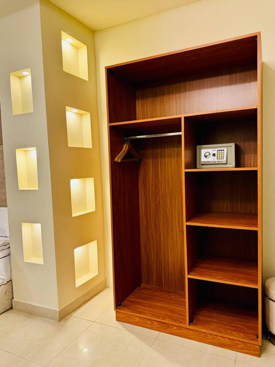 Solima pyramids - Photo 39