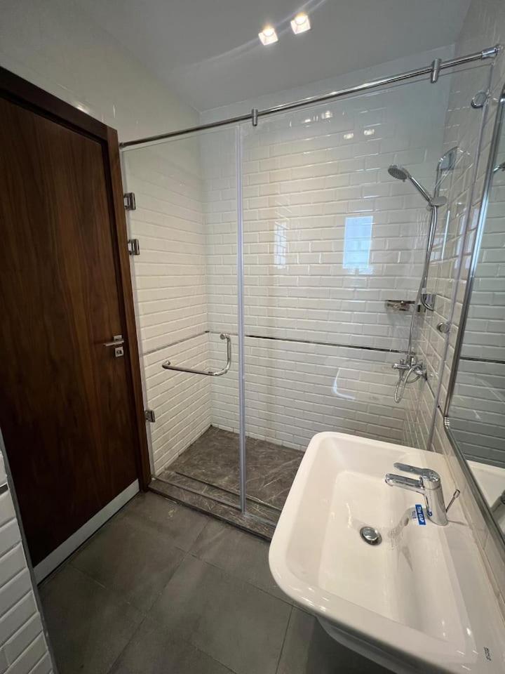 Elegance Tower - Photo 4