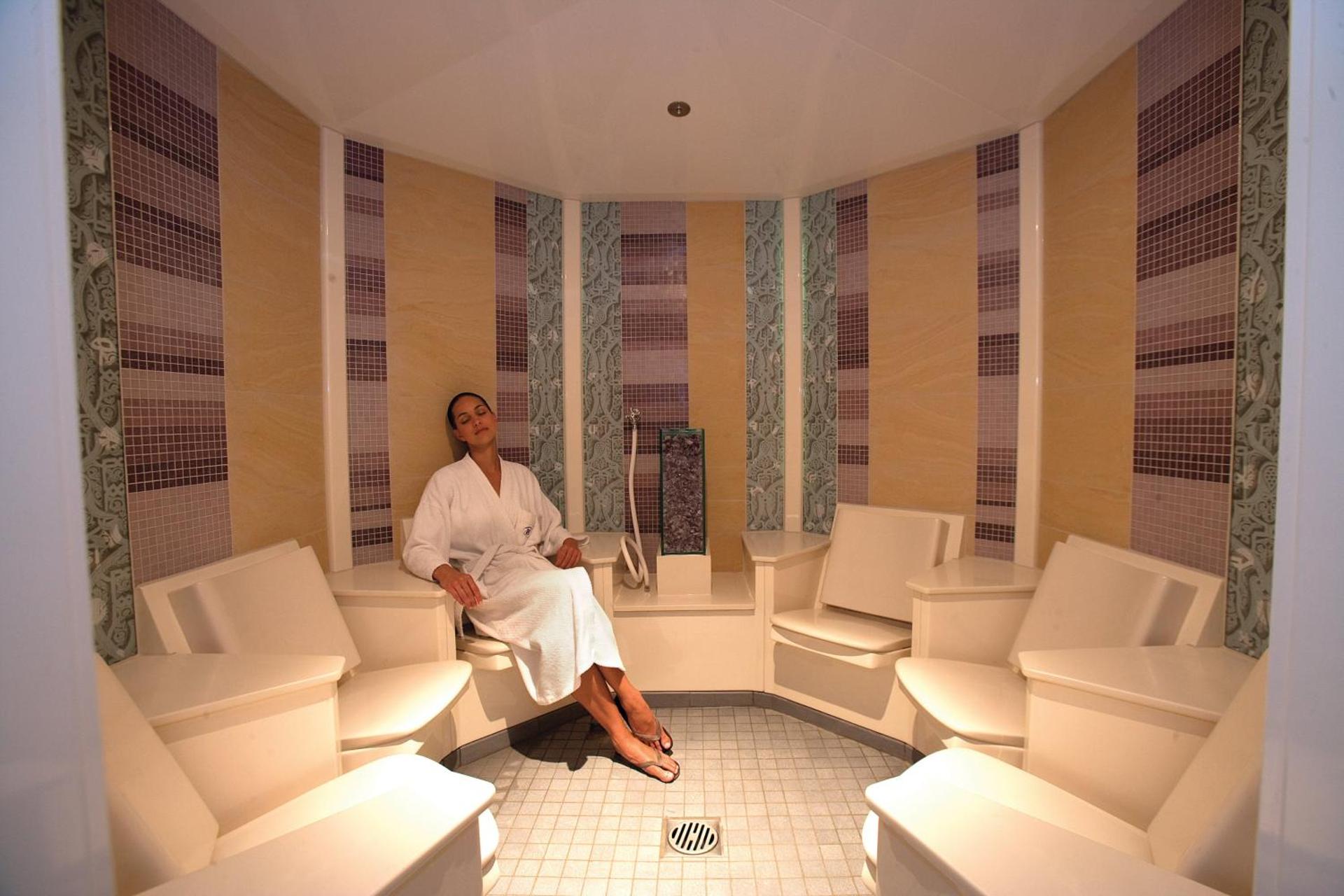 Hilton Luxor Resort & Spa - Photo 97