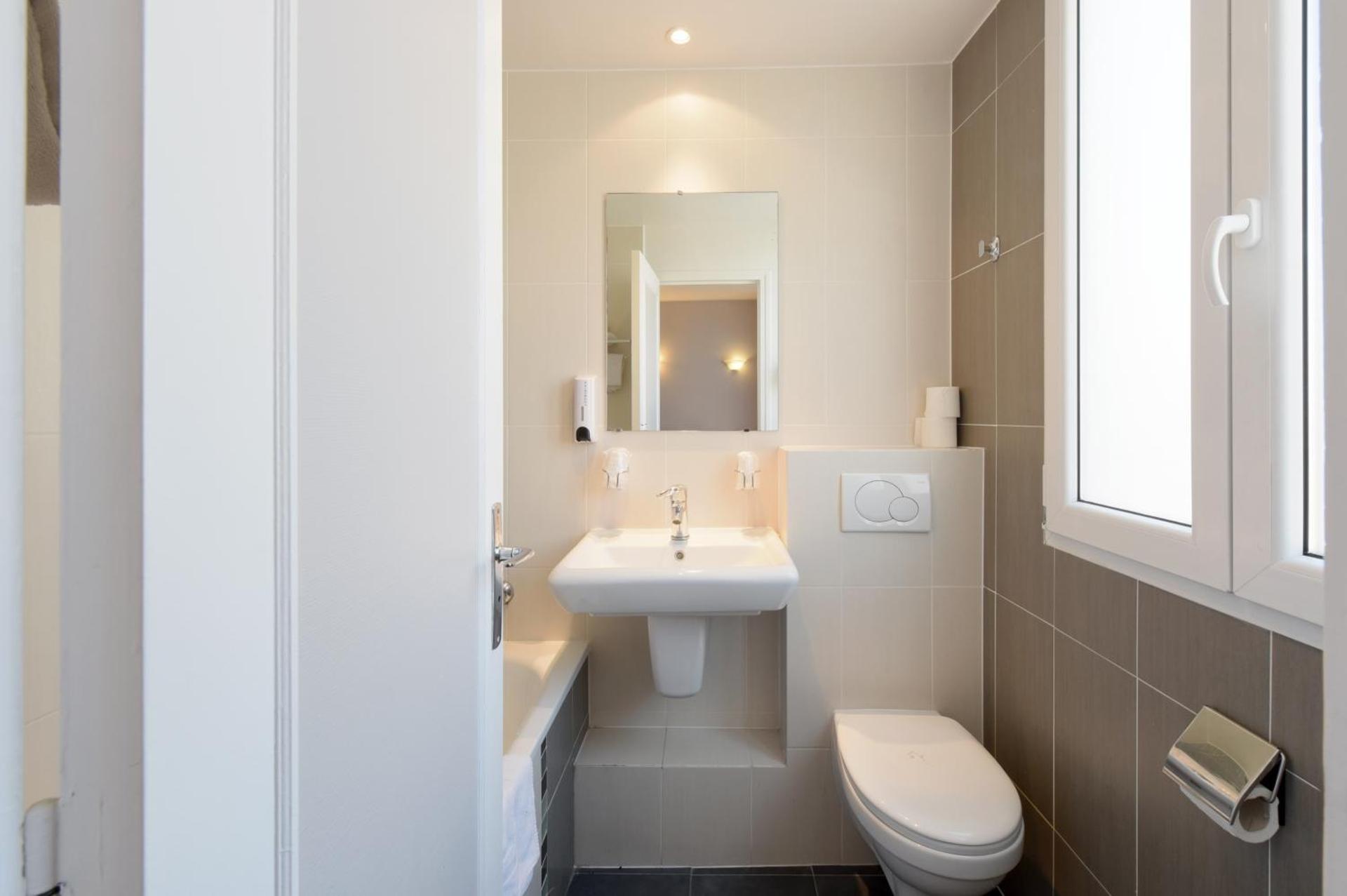 New Hôtel Gare Du Nord - Photo 39