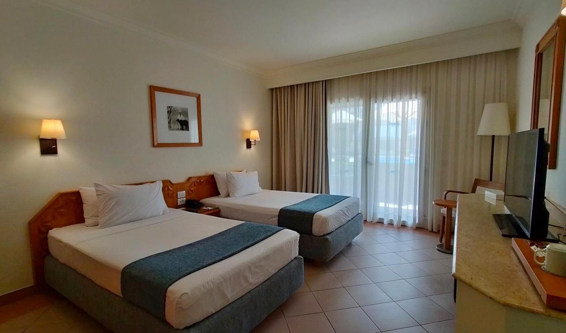 Twin Room with Pool View