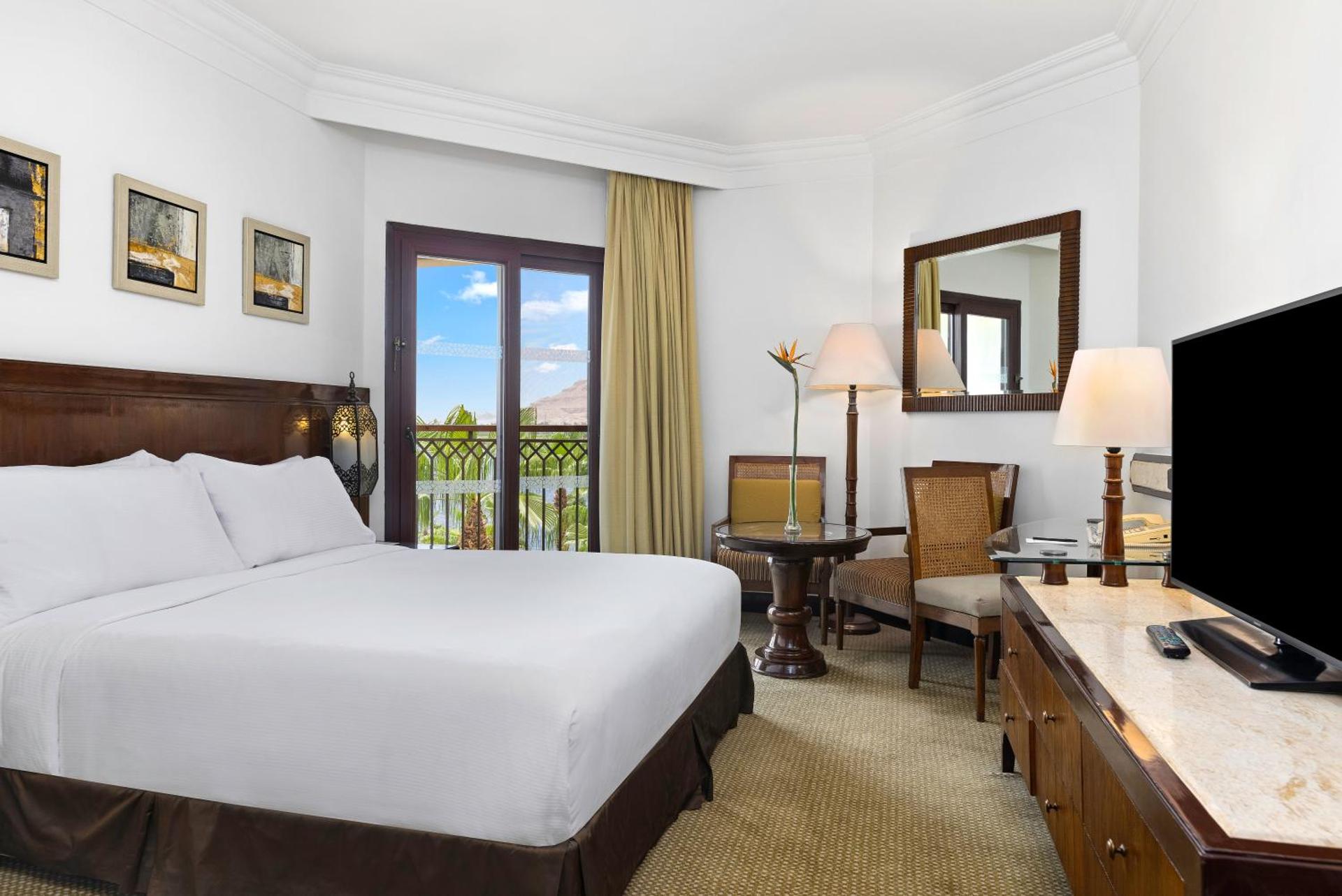 Hilton Luxor Resort & Spa - Photo 45