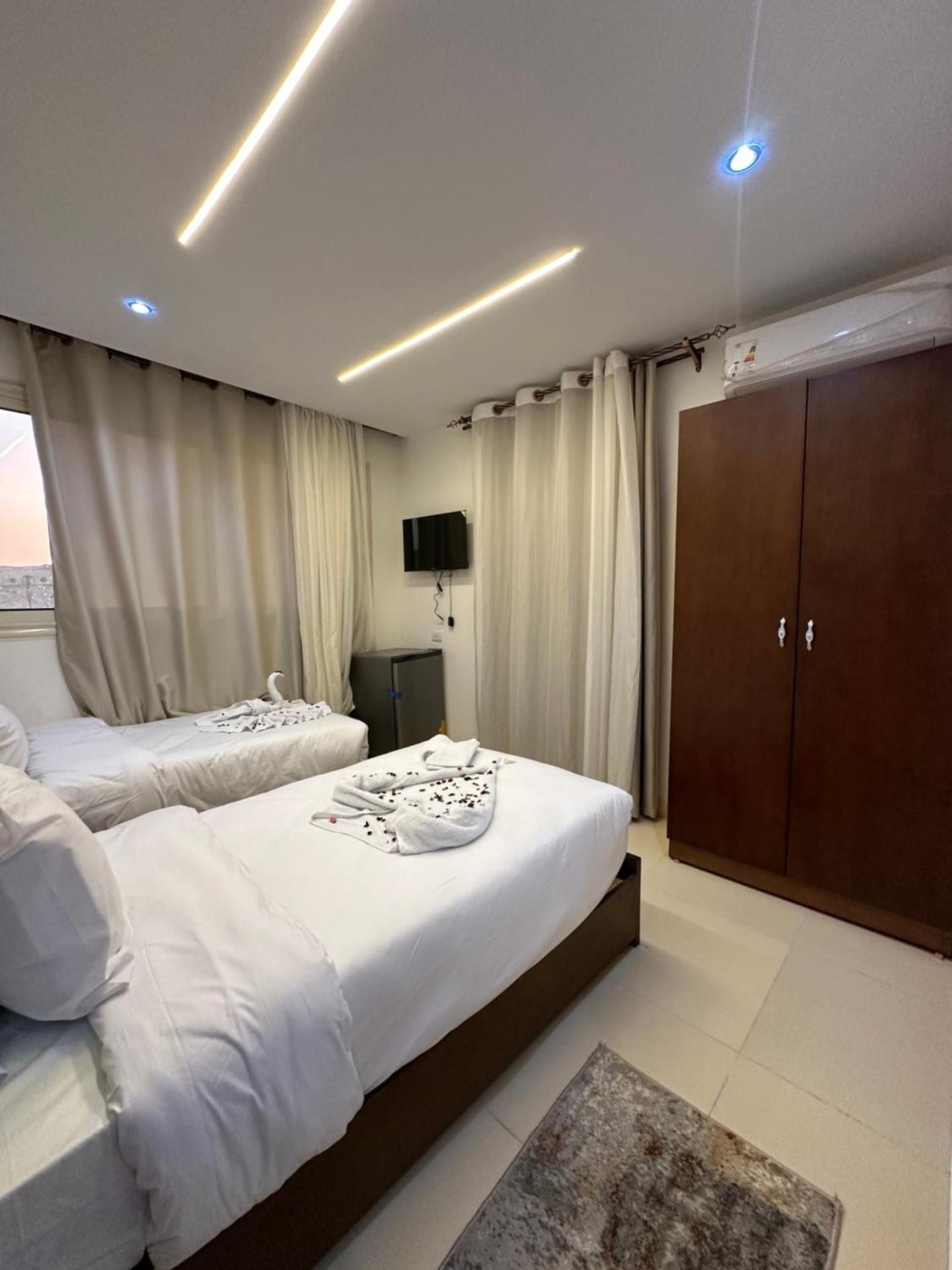 Great Sun Pyramids Inn - Photo 4