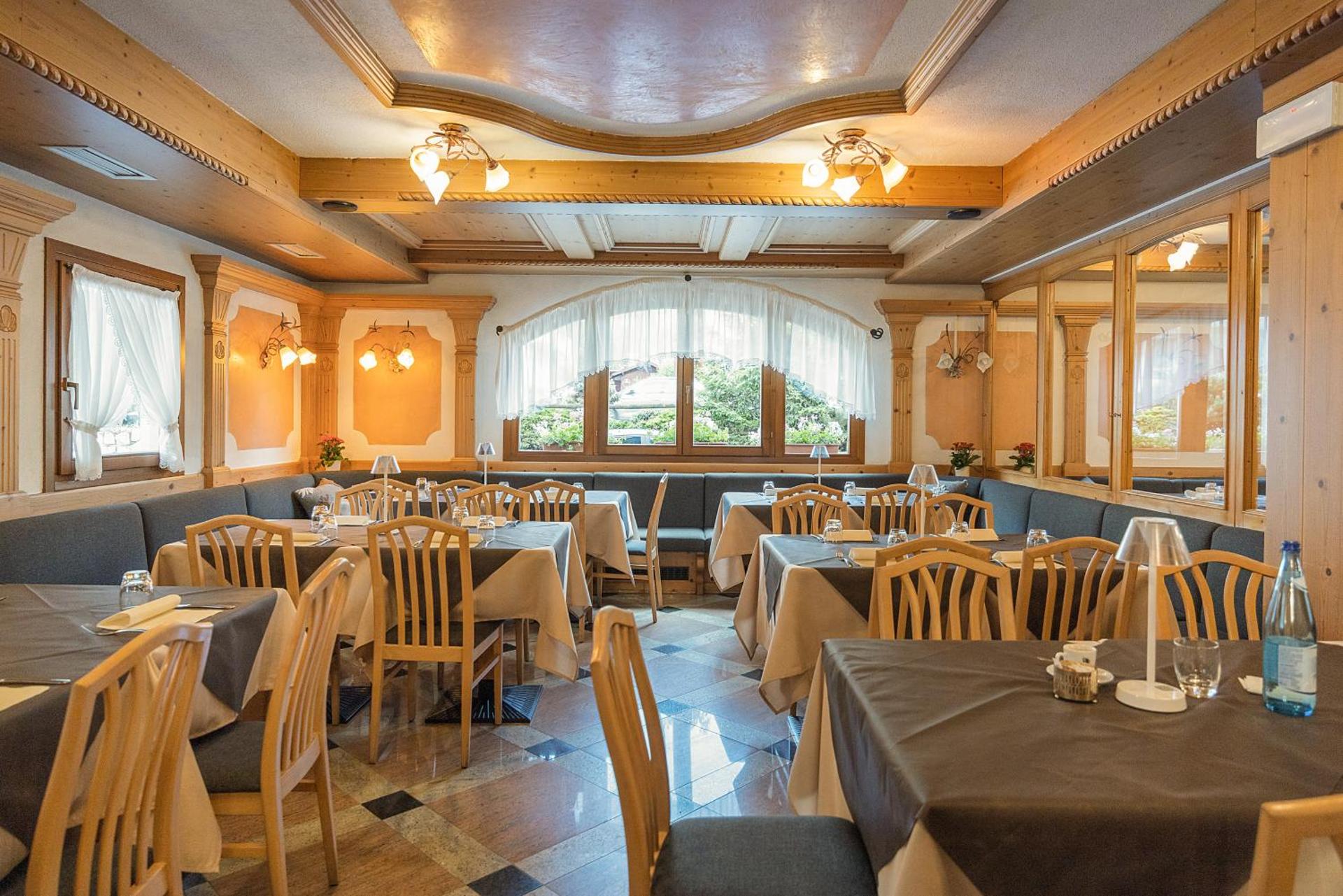 Aparthotel Majestic - Photo 117