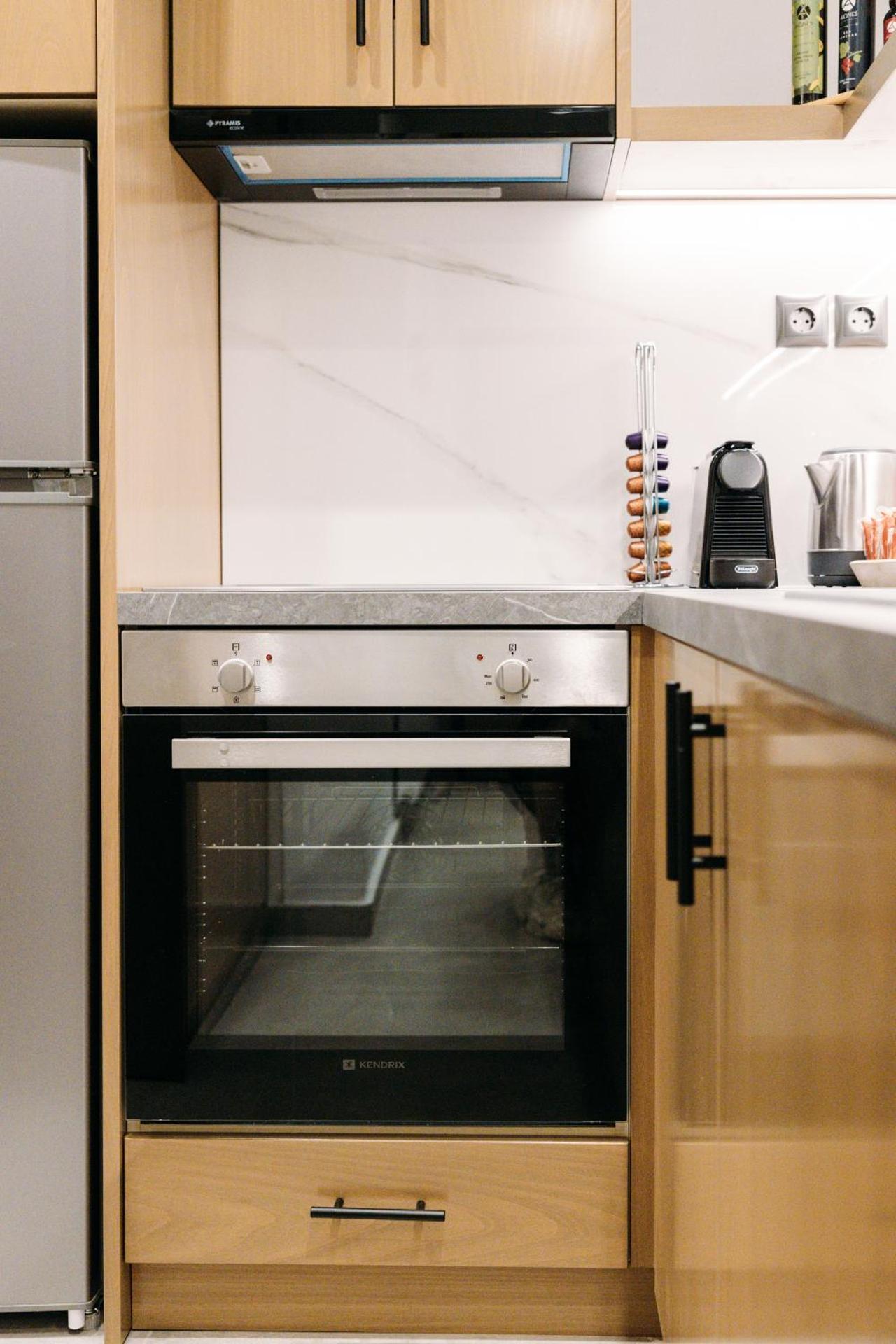 DEMs central stay Volos with private parking - Photo 43