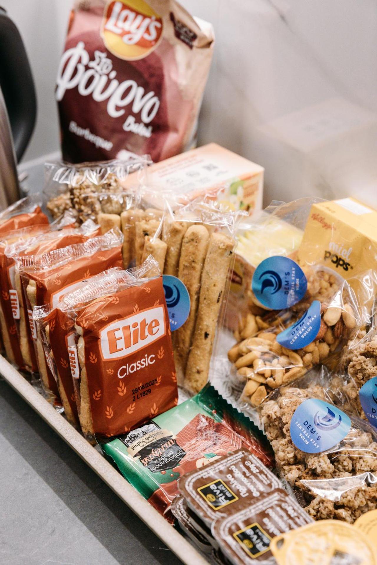 DEMs central stay Volos with private parking - Photo 12