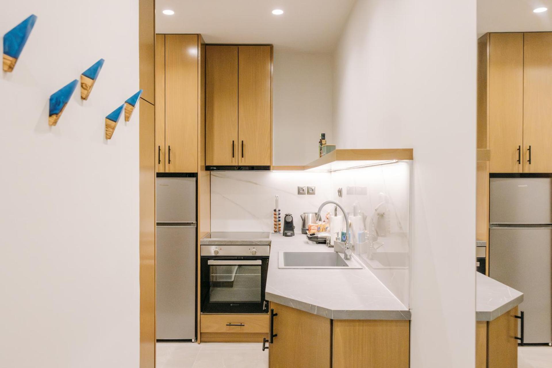 DEMs central stay Volos with private parking - Photo 17