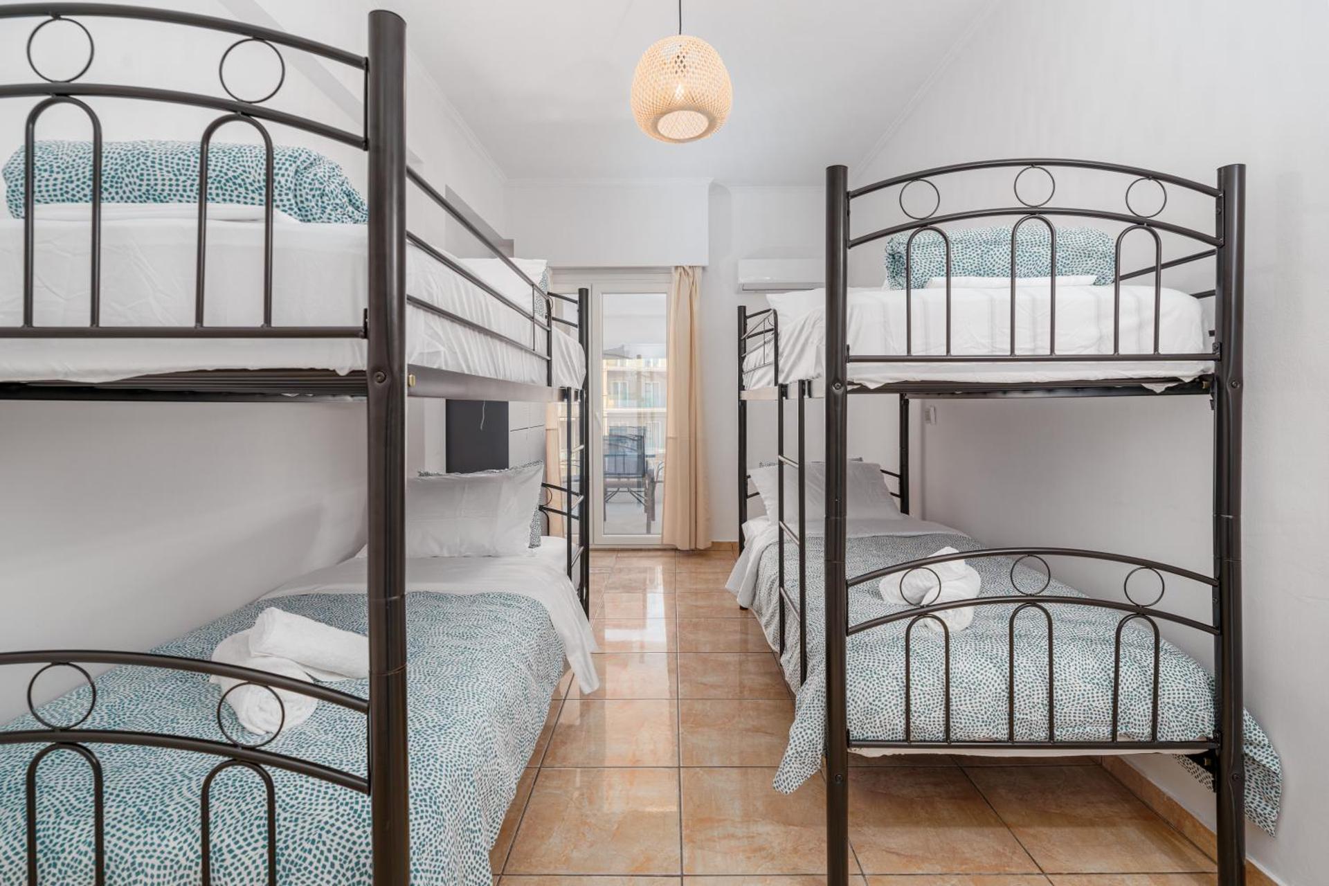 Bed in 4-Bed Mixed Dormitory Room