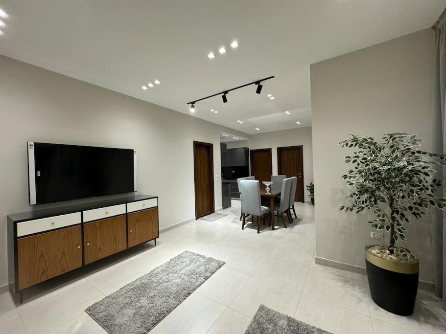 Elegance Tower - Photo 27