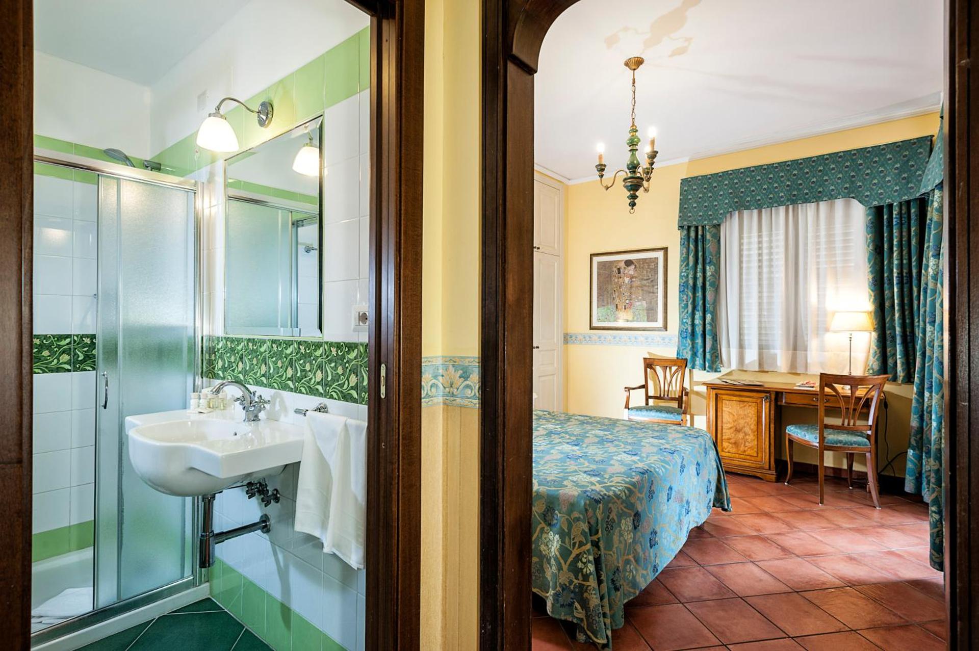 Hotel Sirius - Photo 3