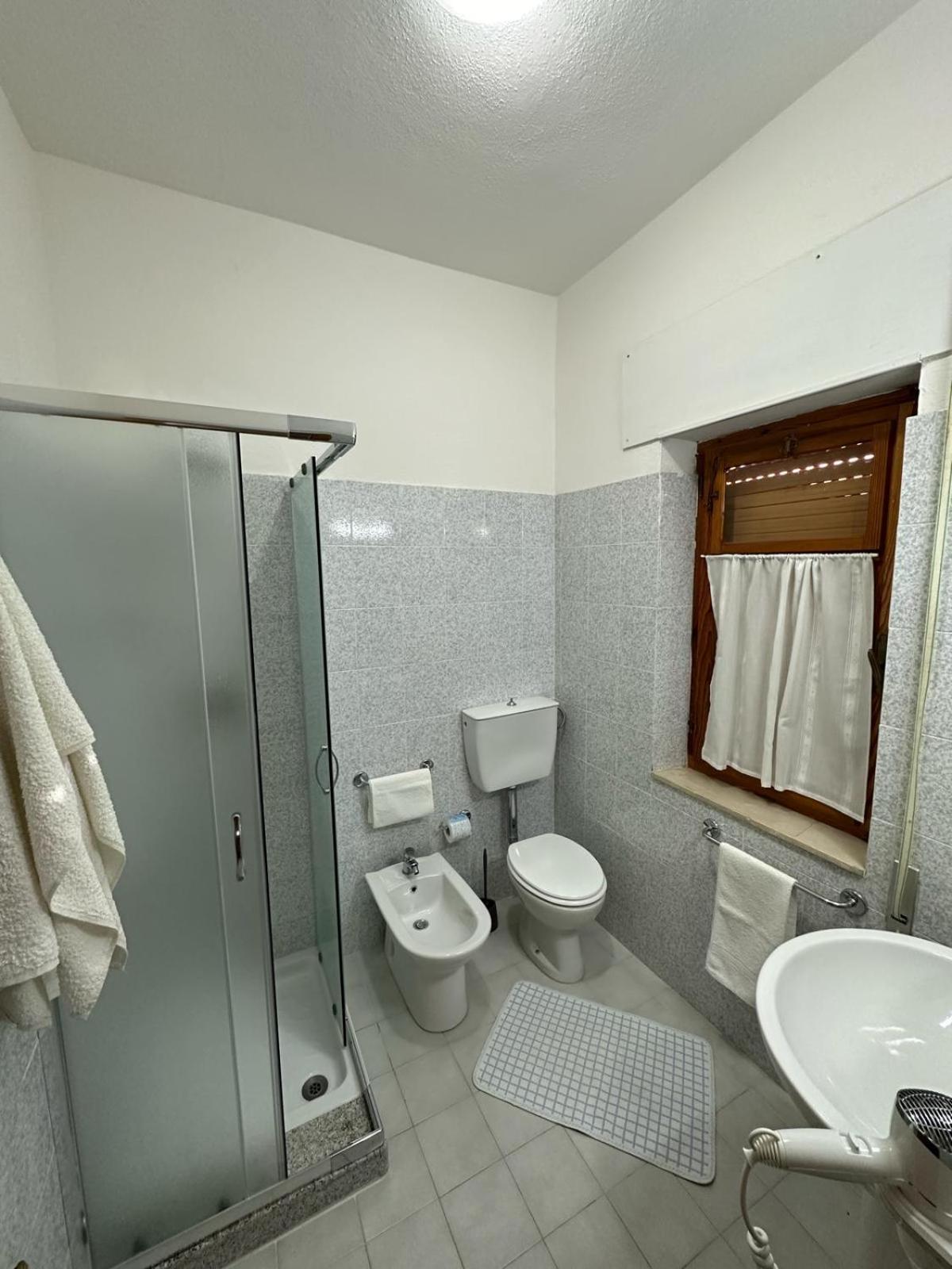 Hotel Mediterraneo - Photo 13