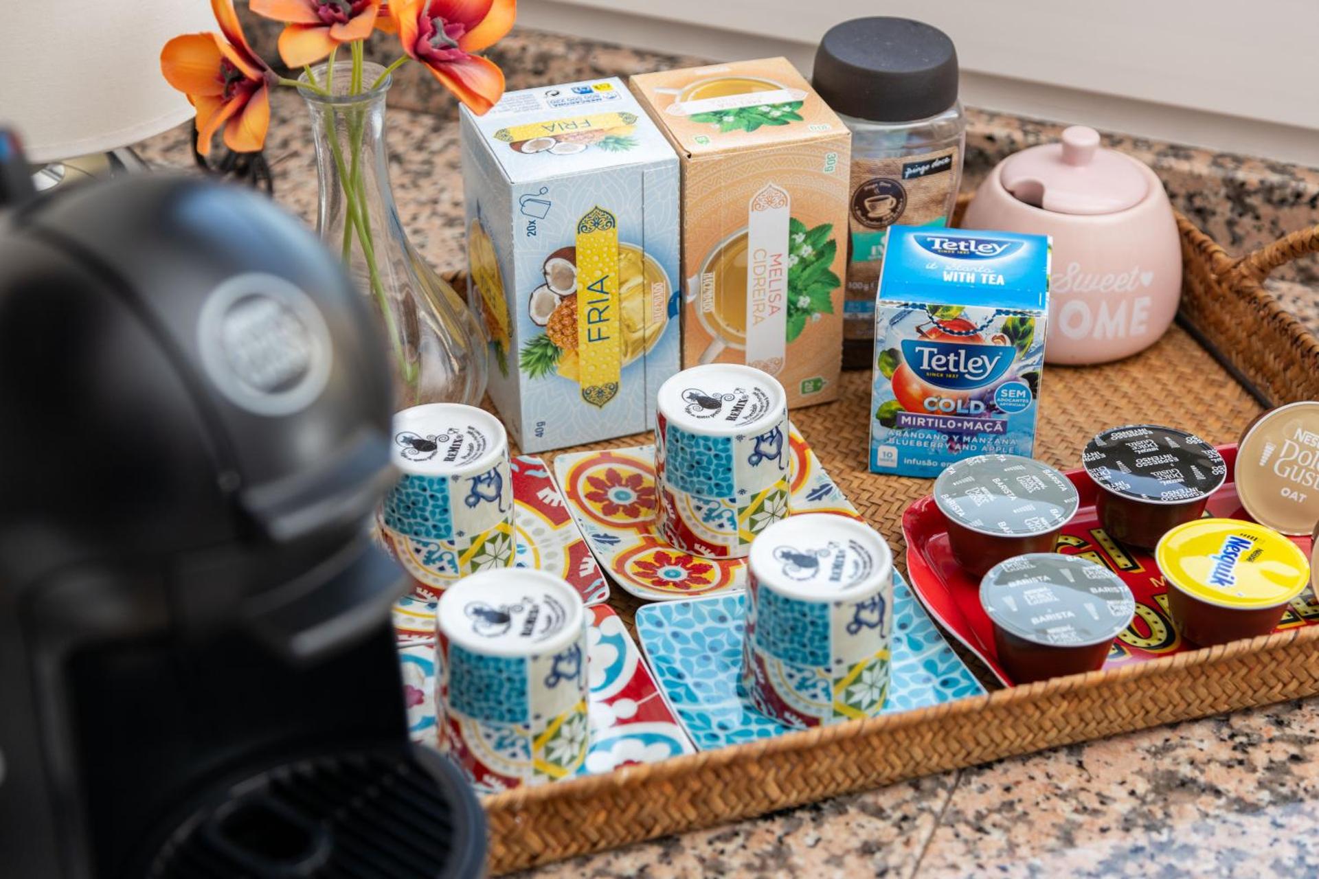 Lisbon Relax Pool Apartment - Free Parking Garage - Photo 12