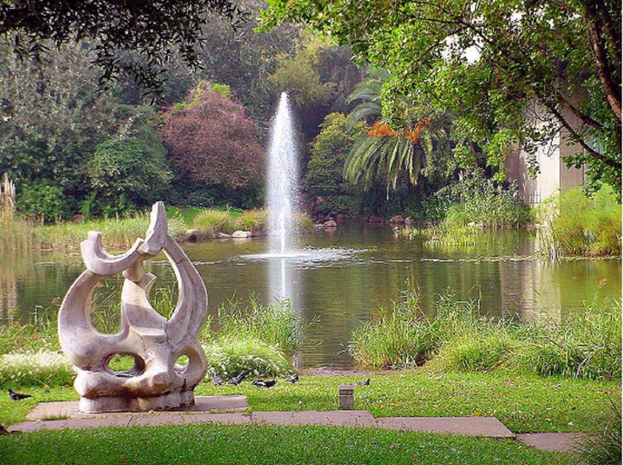 Lisbon Relax Pool Apartment - Free Parking Garage - Photo 30