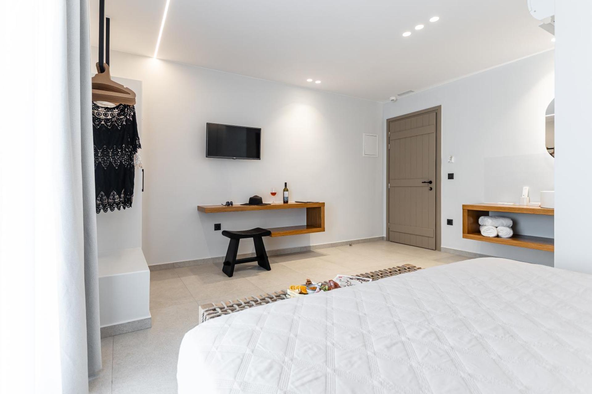 Lianos Village - Photo 57