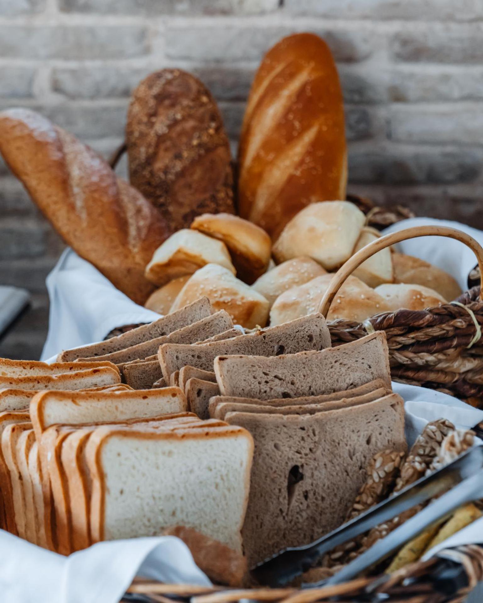 Pelican Bay Hotel - Photo 85