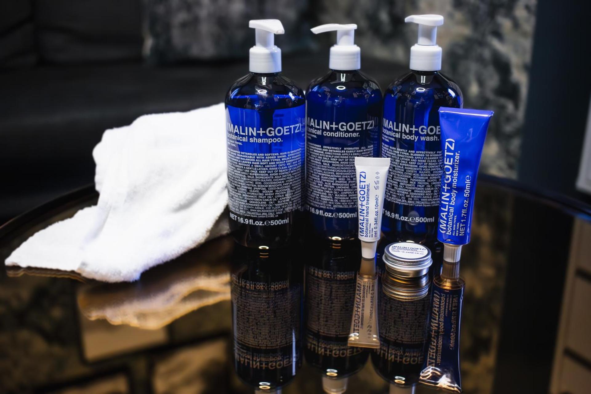 The Circus Hotel - Photo 4