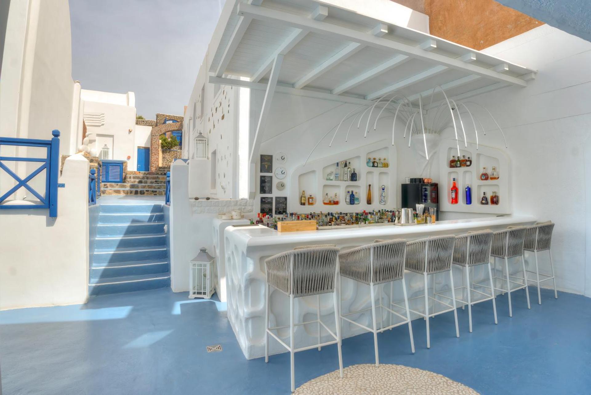 Astarte Suites - Photo 18