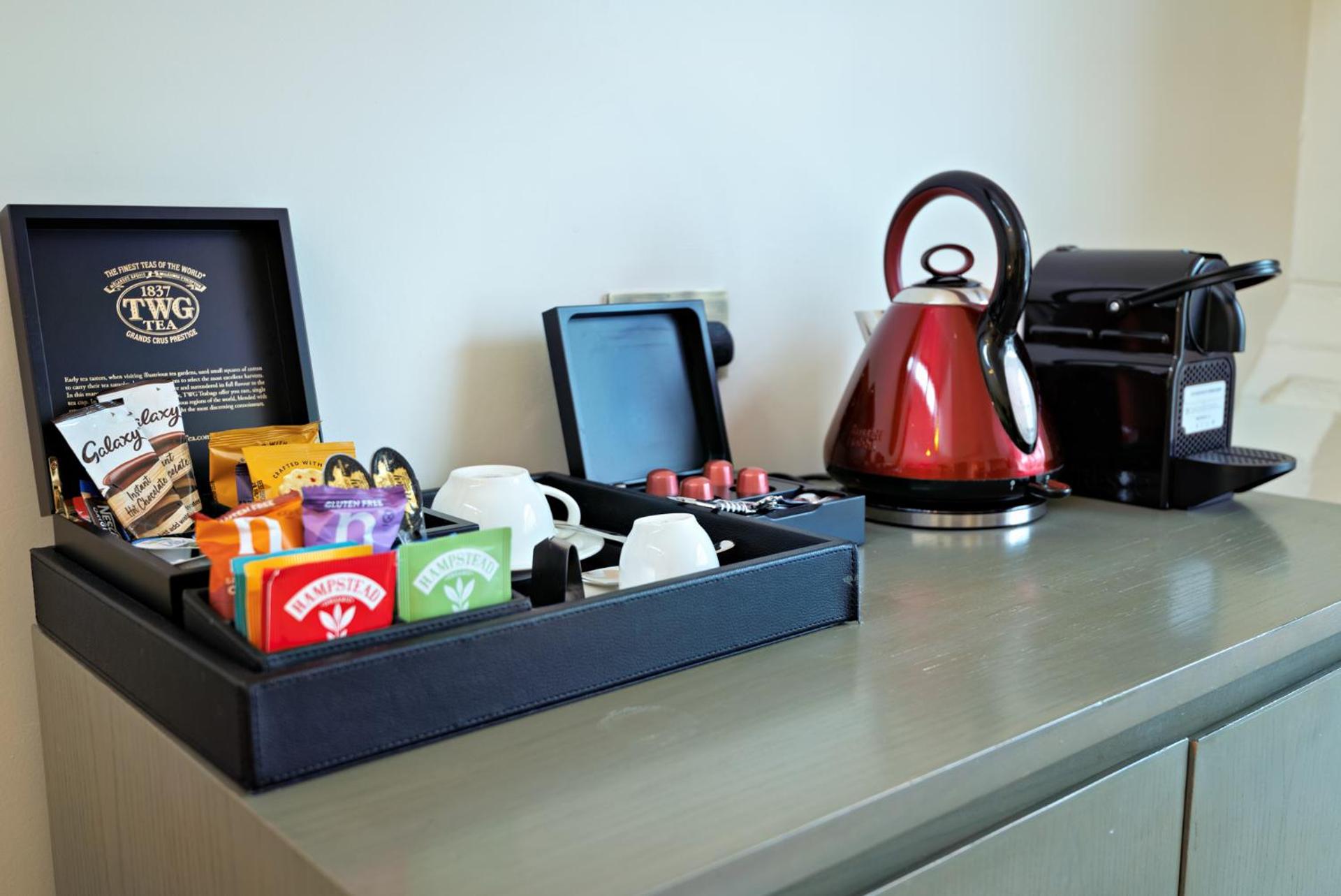 The LaLit London - Photo 3