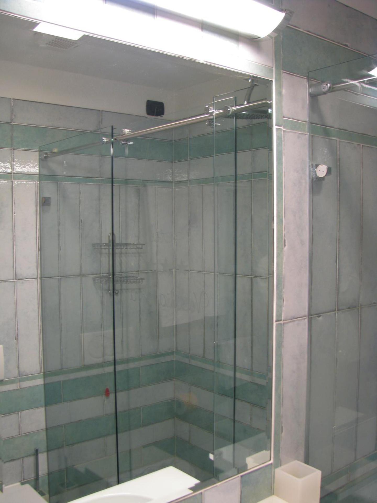 Family Room (2 Adults + 2 Children)