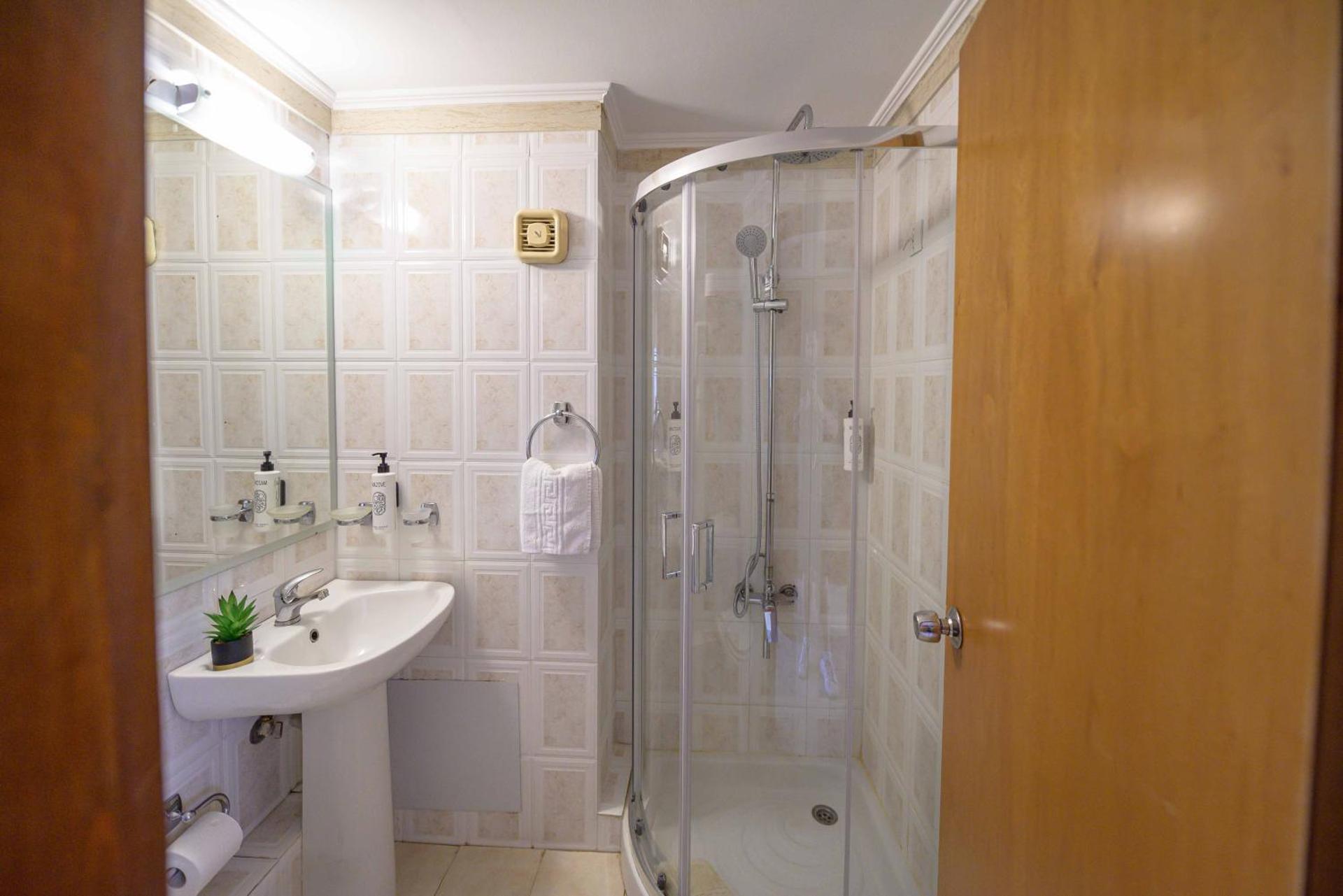 Neda Hotel - Photo 66