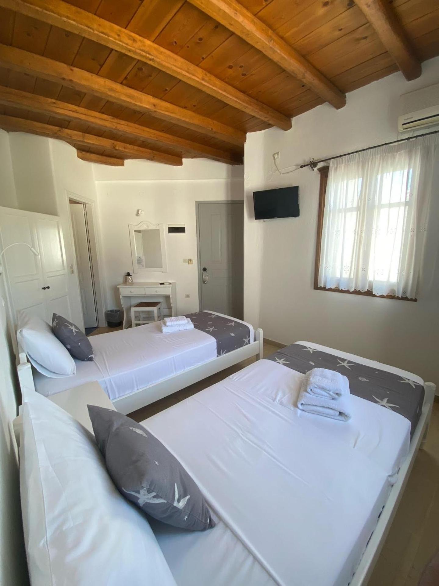 Fisilanis Beachfront Hotel - Photo 58