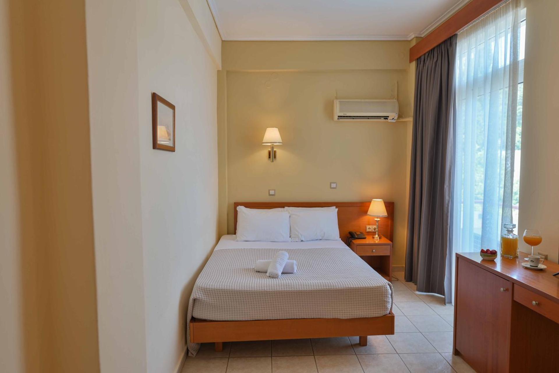 Neda Hotel - Photo 17