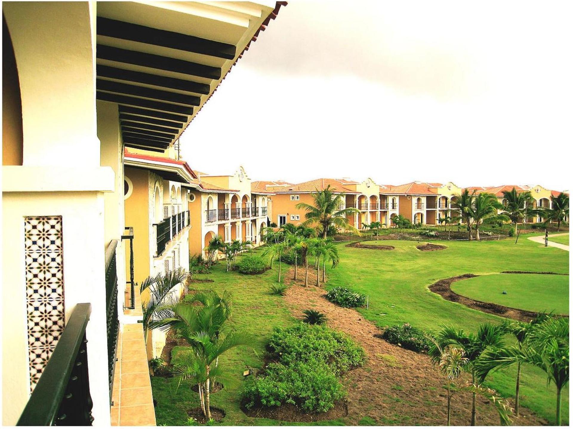 The Golf Suites - Photo 8