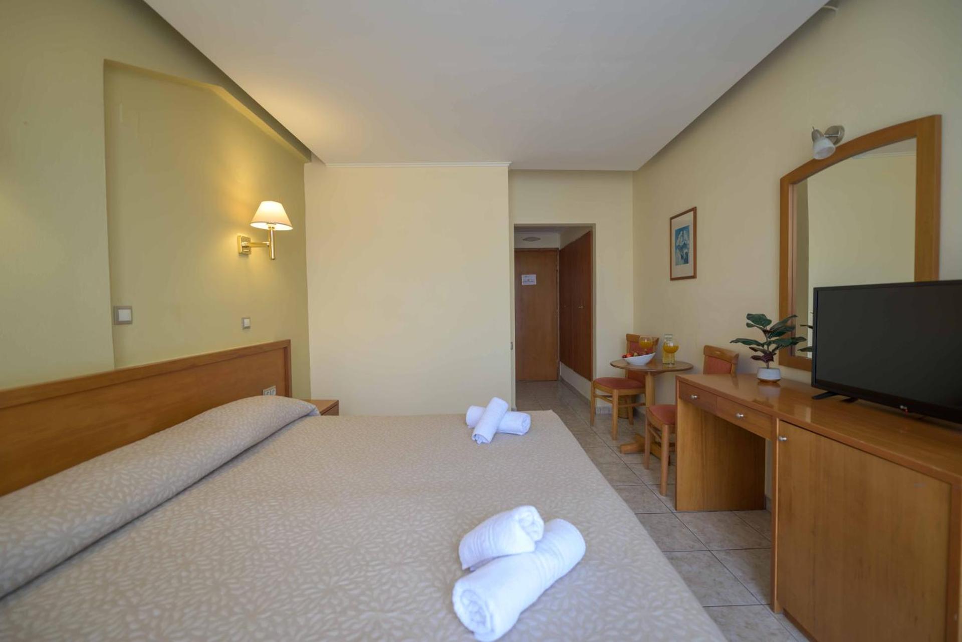 Neda Hotel - Photo 46