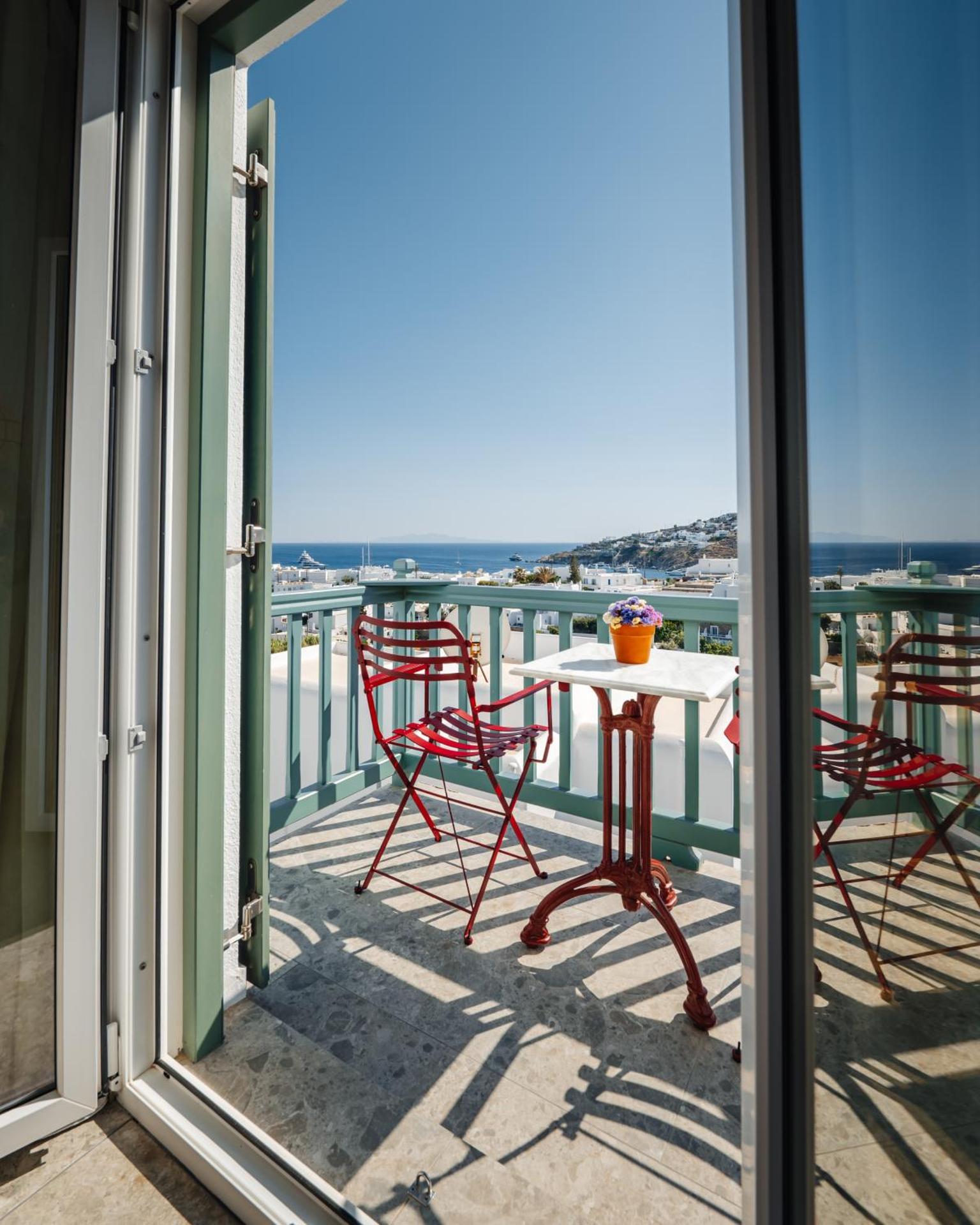 Pelican Bay Hotel - Photo 118