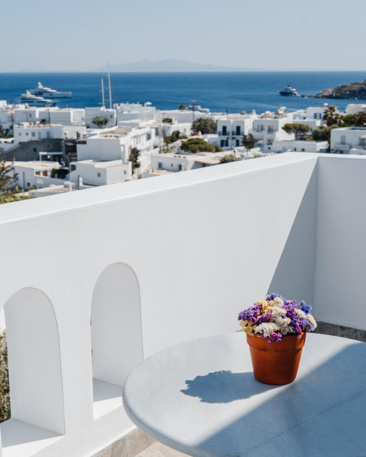 Pelican Bay Hotel - Photo 67