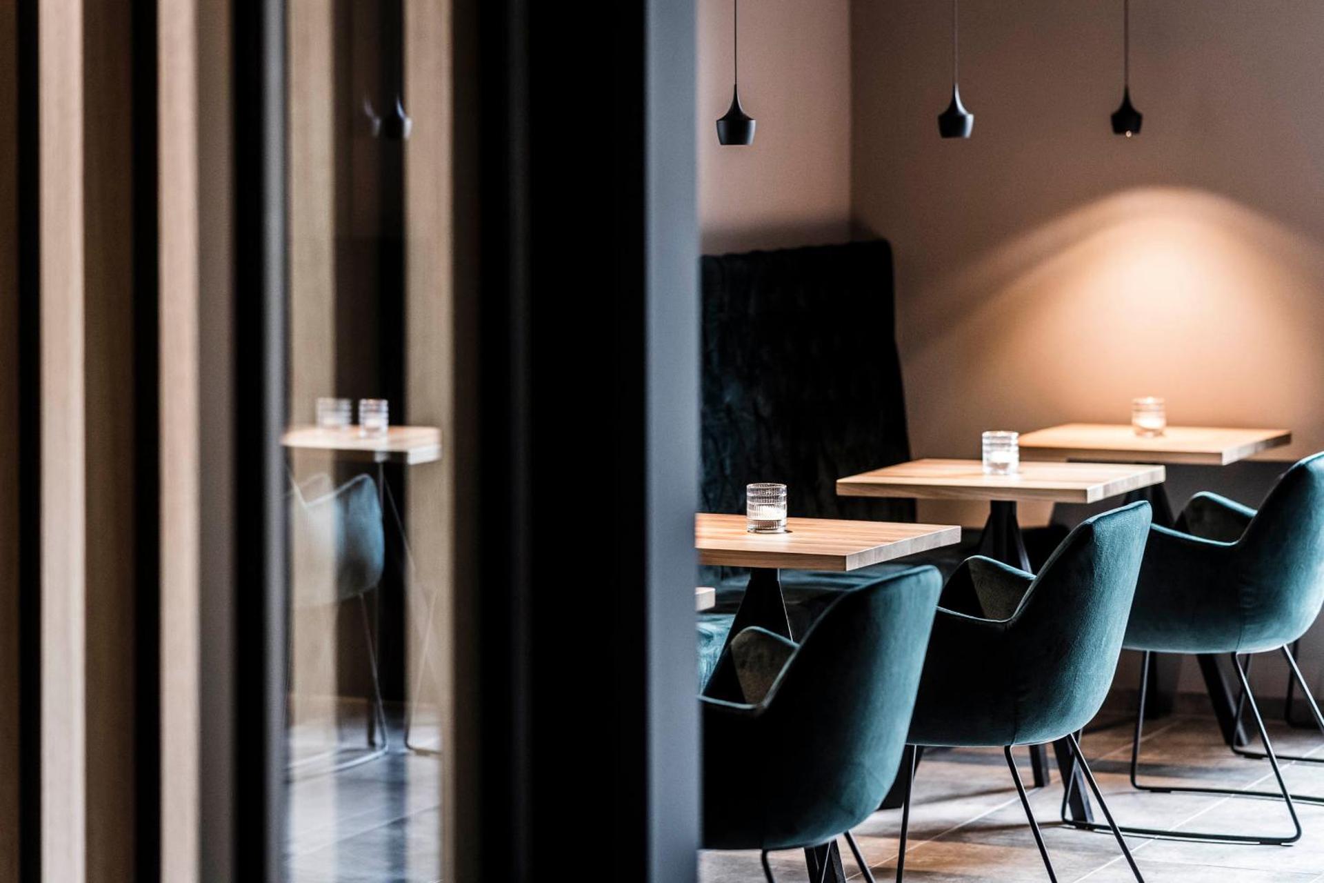 HOTEL POST alpine cityflair - Photo 11