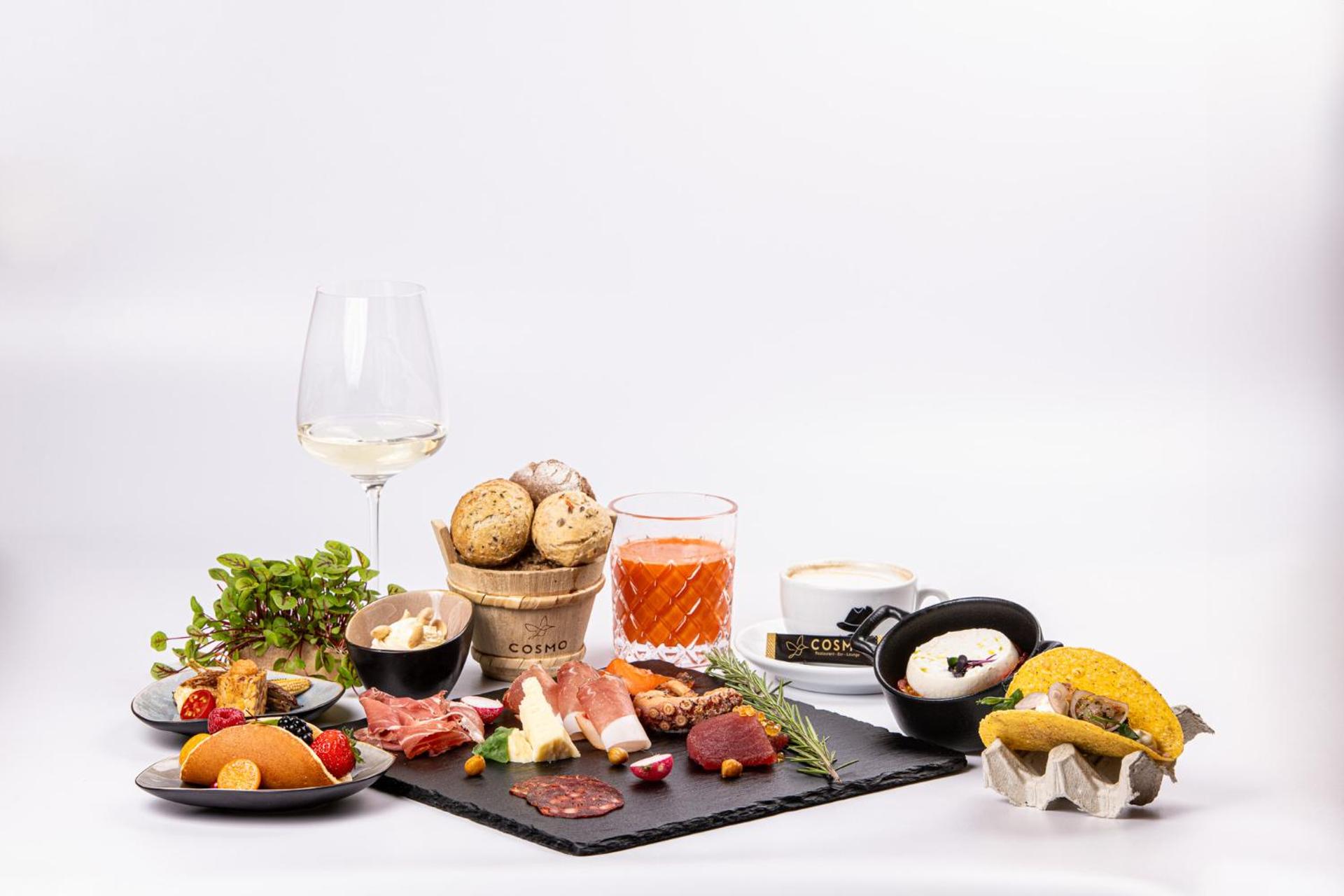 HOTEL POST alpine cityflair - Photo 18