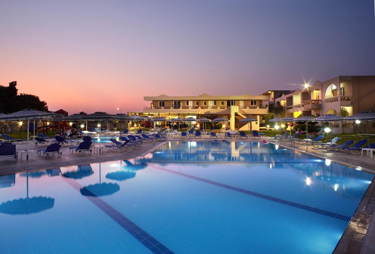 Emerald Hotel - Photo 13