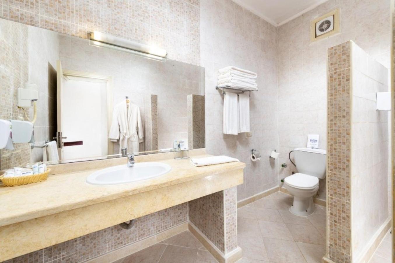 Three Corners Sunny Beach Resort - Photo 23