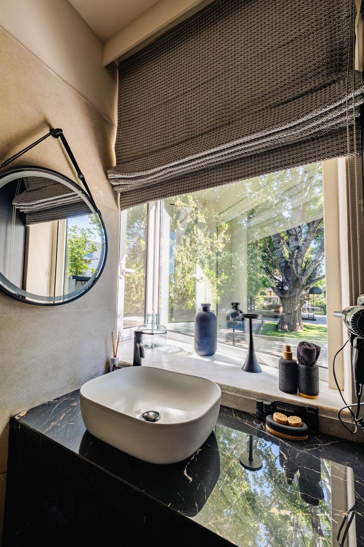 Mikelina Boutique Hotel - Photo 6