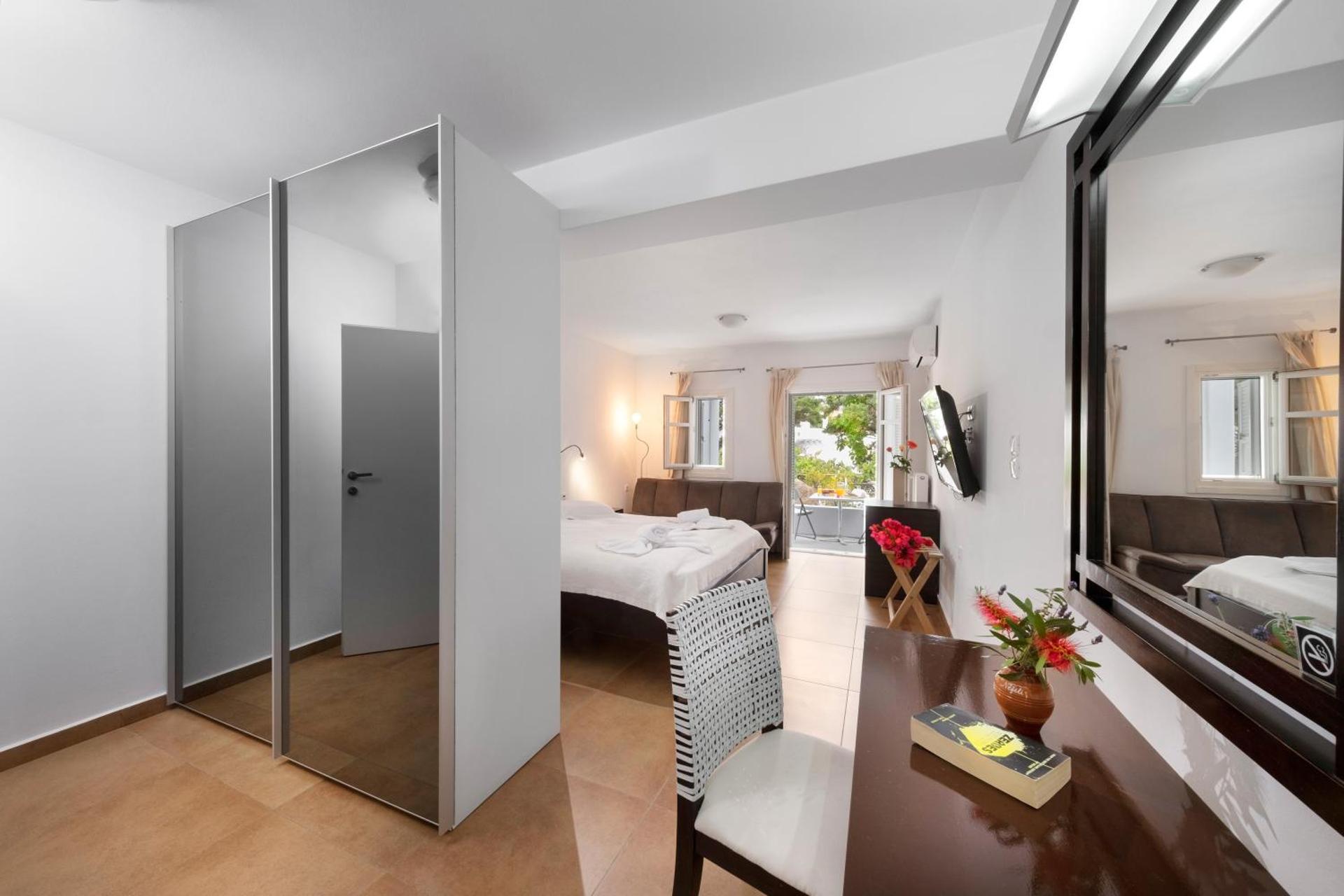 Hotel Nefeli - Photo 21