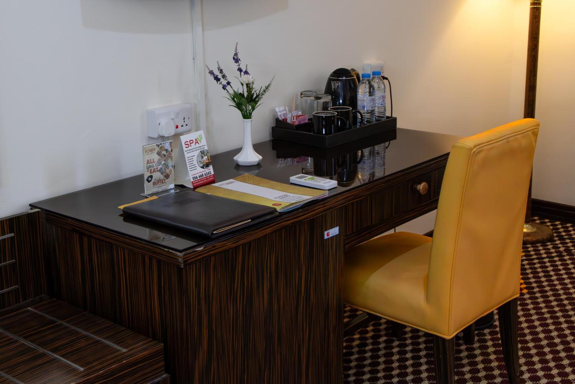 Fortune Karama Hotel - Photo 21