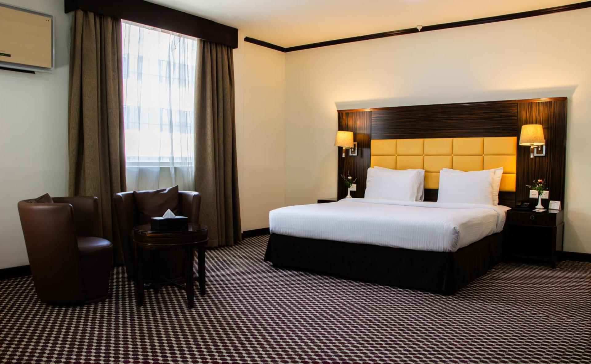 Fortune Karama Hotel - Photo 20