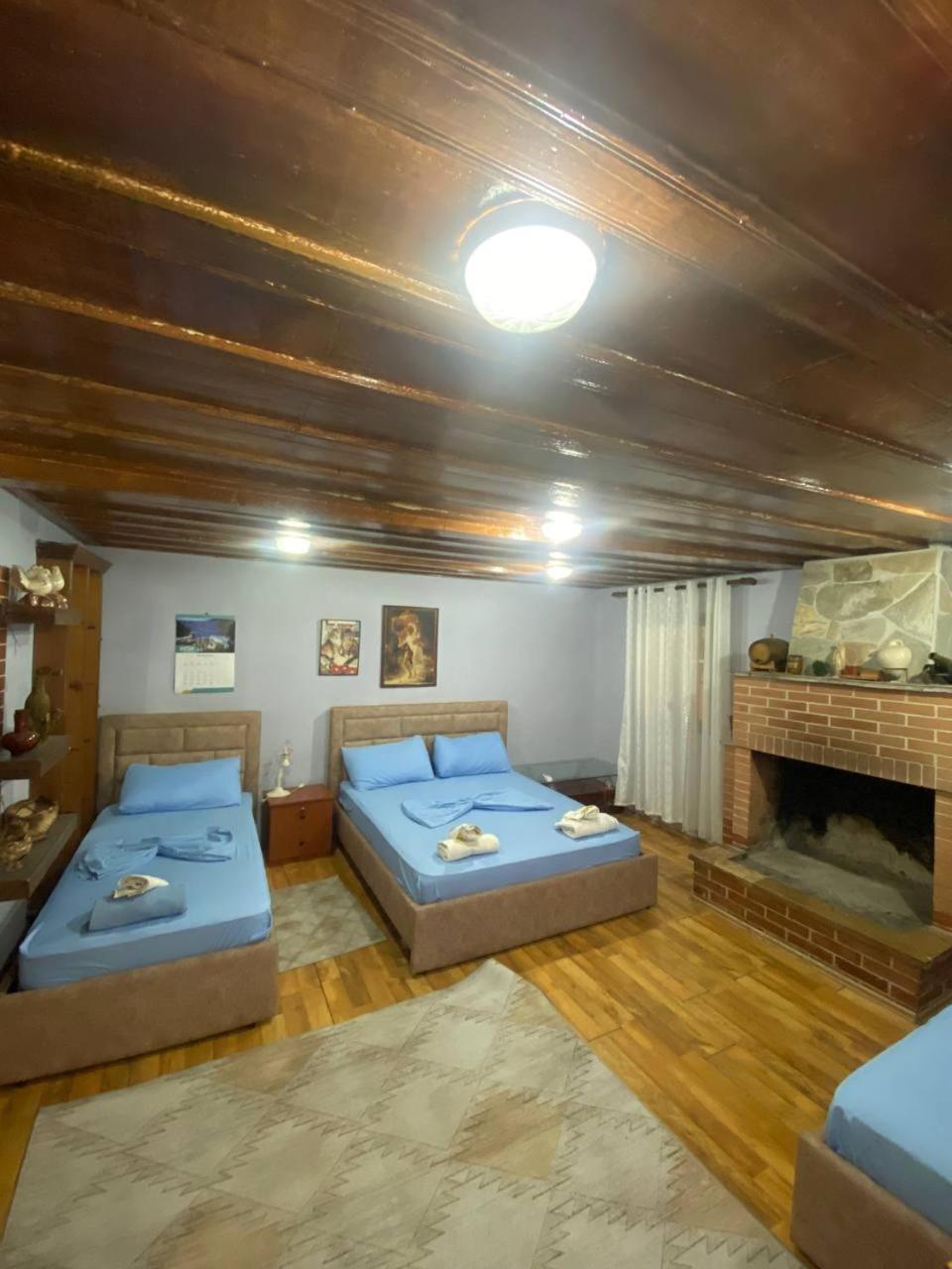 Kulla e Vjeter (Bar Restaurant, Guesthouse, Parking and Camping) - Photo 36