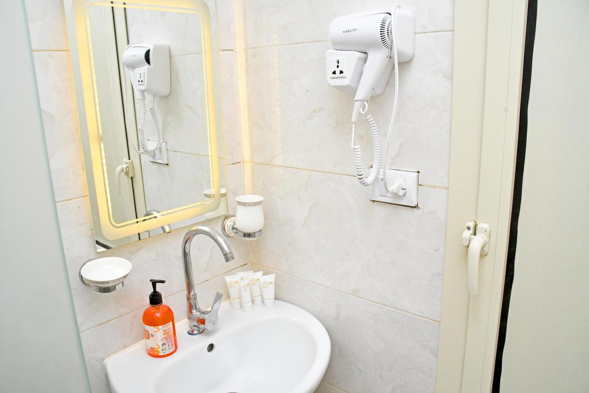 Nun Pyramids Hotel - Photo 17